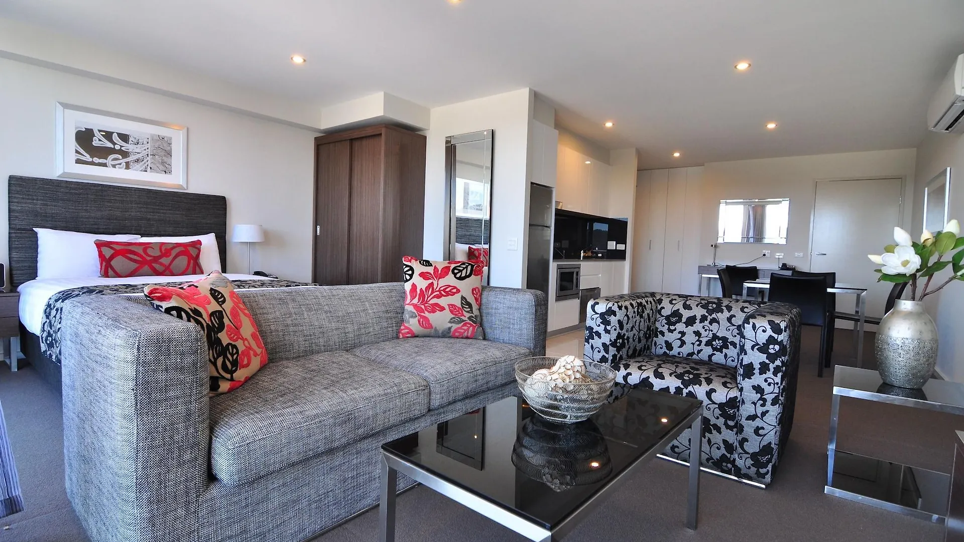 Aparthotel Adina Serviced Apartments Canberra Dickson